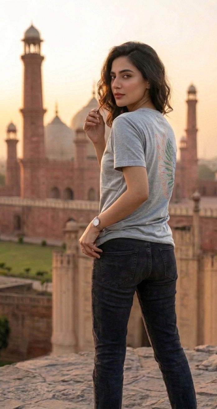 Vector Bird CREW NECK T-SHIRT HIGH QUALITY